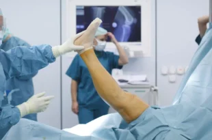 Orthopedic Surgeon Near Me