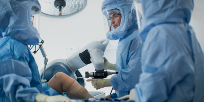robotic knee replacement surgeon in Mumbai